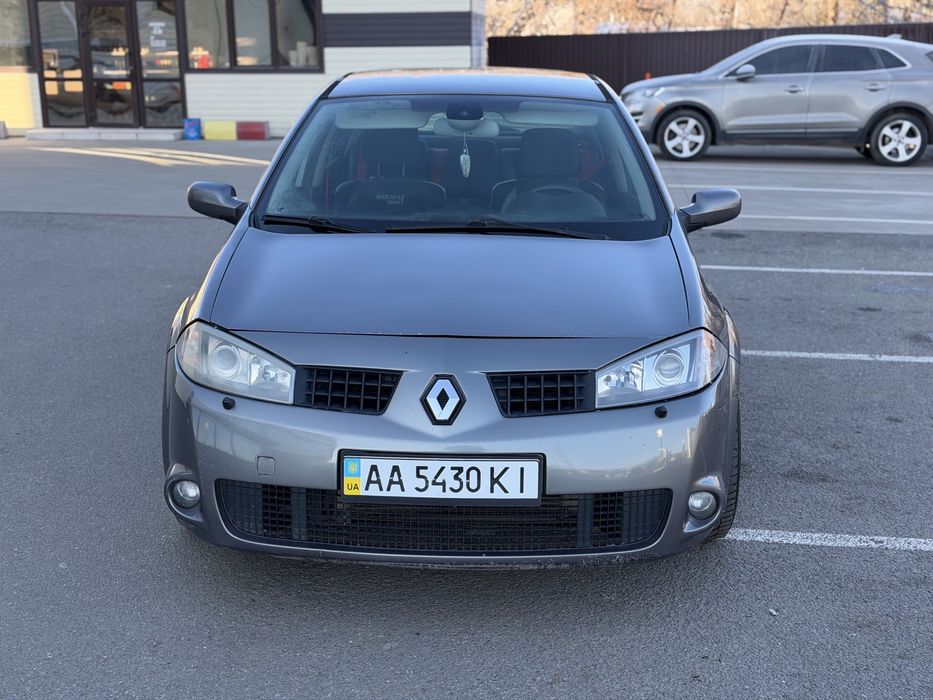 Продам Мєгана 250 л.с.