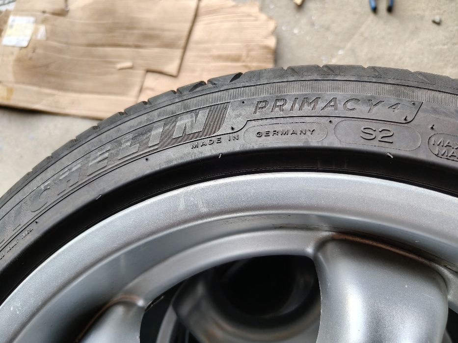 Alufelgi Enzo Cup 17 5x100 8J z oponami Michelin 225/45/17