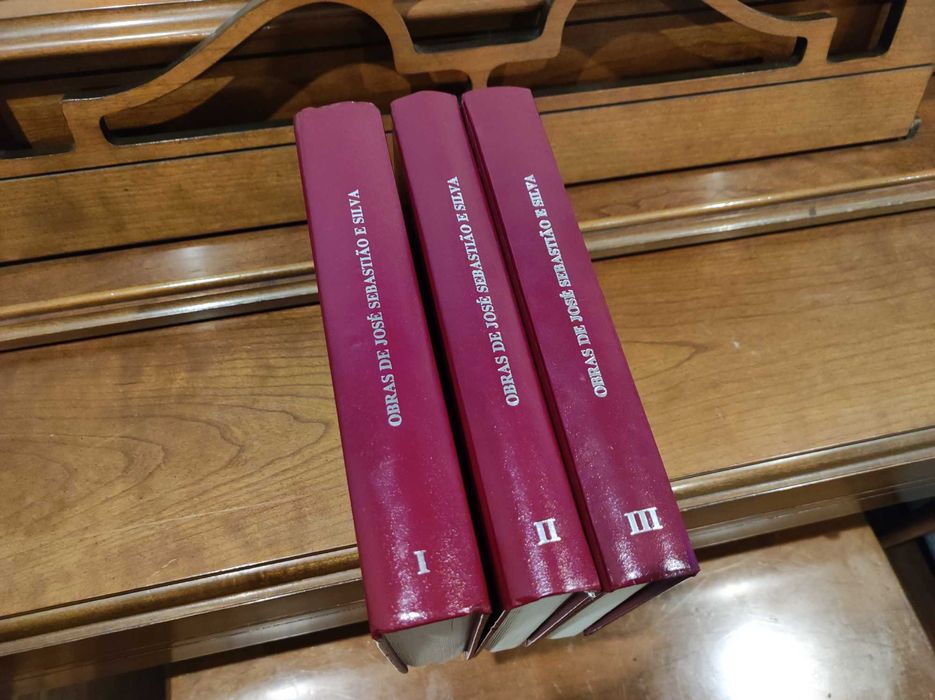 Obras de José Sebastião e Silva (I, II e III)