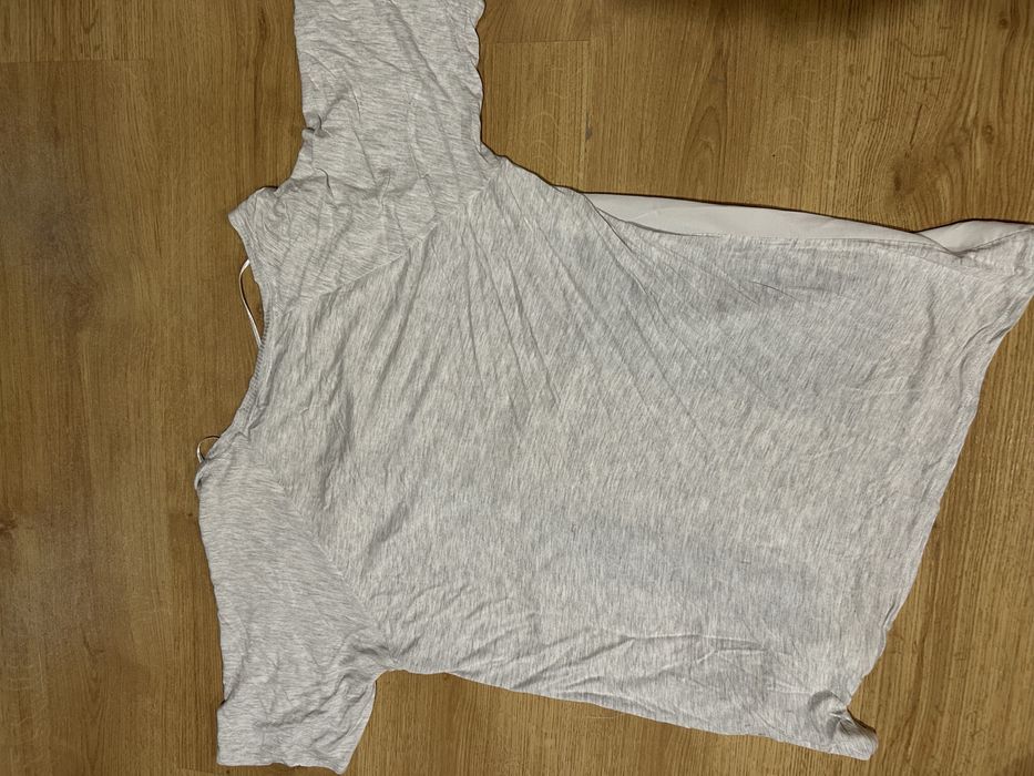 Bluzka z nadrukiem pull&bear 38