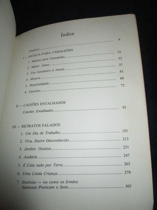 Livro Música para camaleões Truman Capote Bertrand