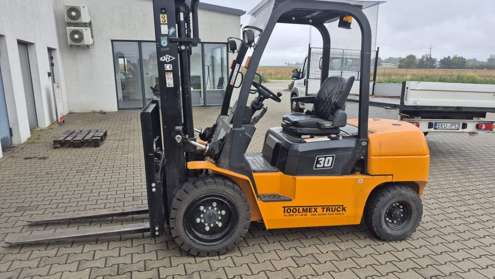 Hangcha CPCD30N-RW27  WÓZEK WIDŁOWY 3000kg pierwszy właściciel stan idealny