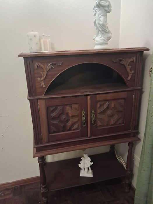 Móvel de tv com bar