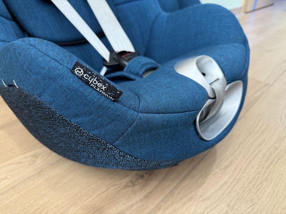 Fotelik Cybex Platinum. Sirona Z2+ plus baza obrotowa  Z i-Size