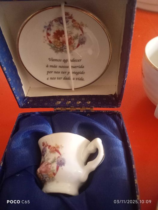 varios artigos loiças de marca