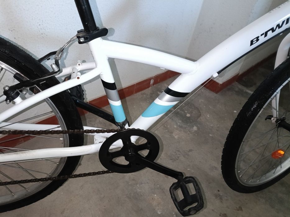 70€ Bicicleta roda 24 excelente pegar e andar