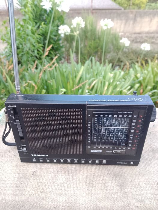 Rádio portátil, bom estado
