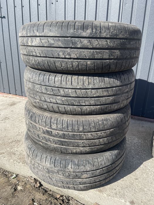Комплект летних шин Nexen 195/65R15