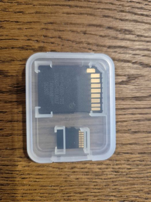 Sprzedam tanio kartę pamięci 1GB Kingston