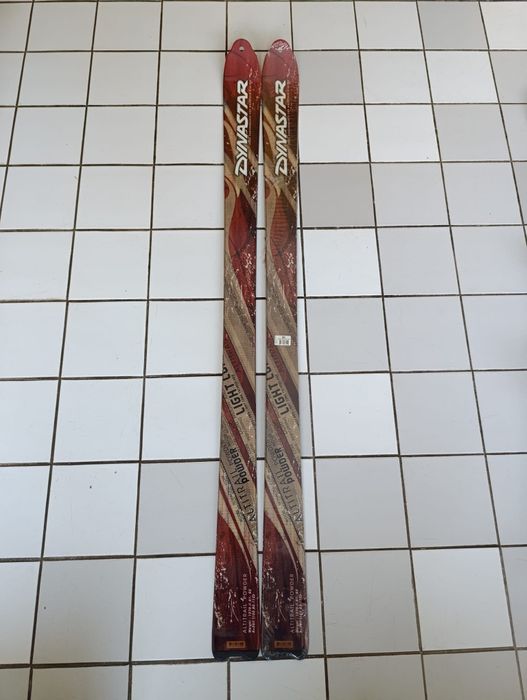 Nowe narty skiturowe