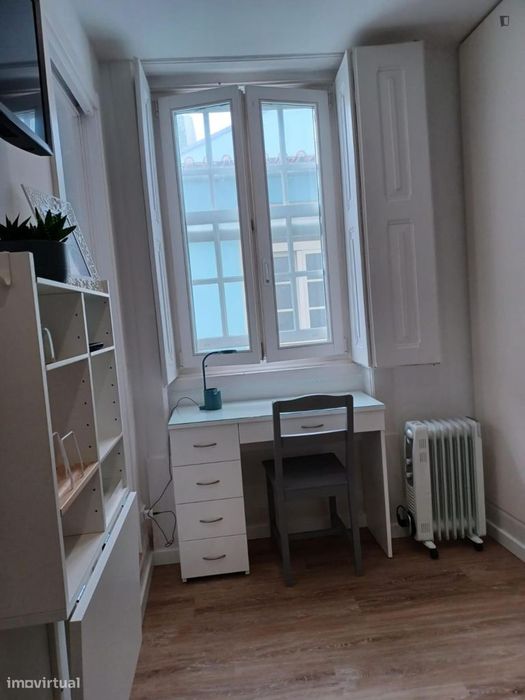 Estúdio - localizado em Baixa Coimbra