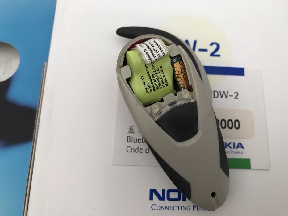 Kit mãos livres Nokia Wireless Headset (HDW-2)