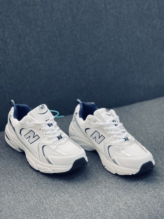 New Balance 530 Classic Silver класичні