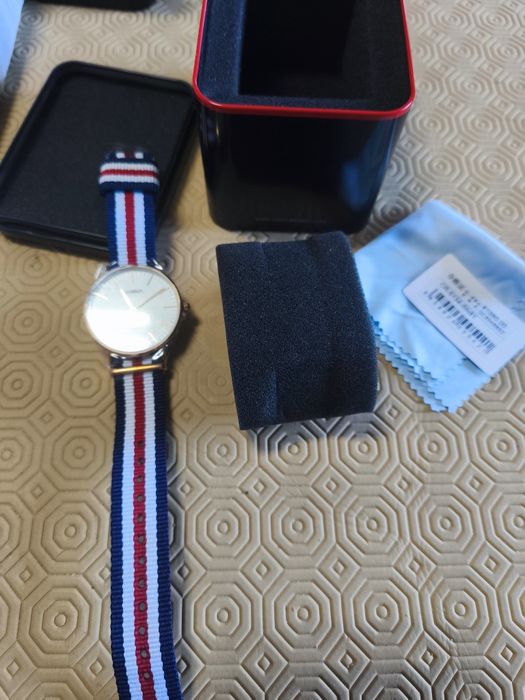 Relógio Casima novo