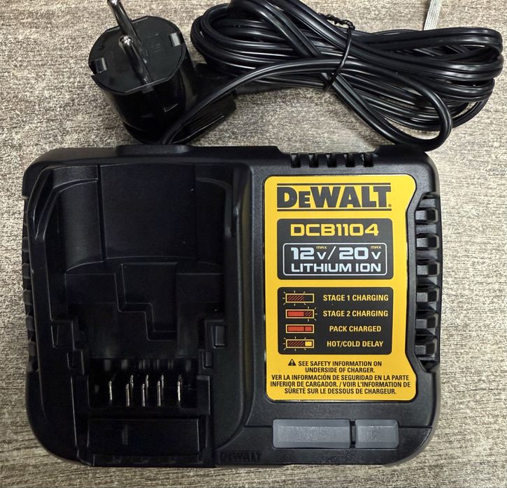 DeWalt Flexvolt 6Ah  DCB606 Орігинал з США !!