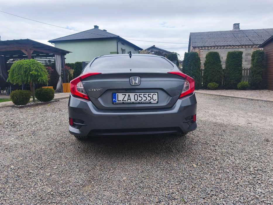 Honda Civic X 1.5 Executive- Polski salon - Bezwypadkowy