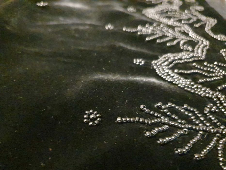 Sukienka roz.36 Laura Ashley aksamitna perełki