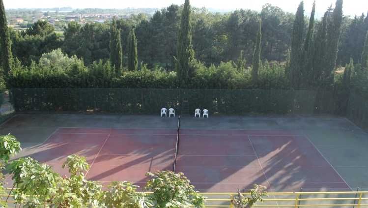 Готель з цілорічним заповненням у Калабрії (Iталія)