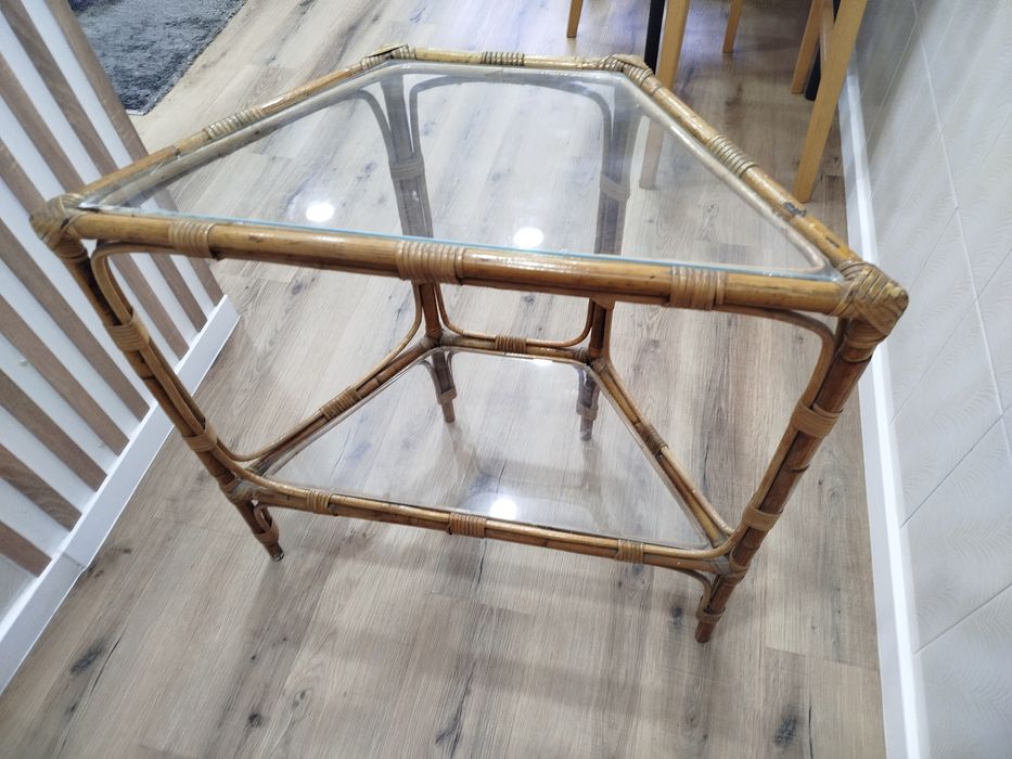 Conjunto de bambu - Mesa e cabide