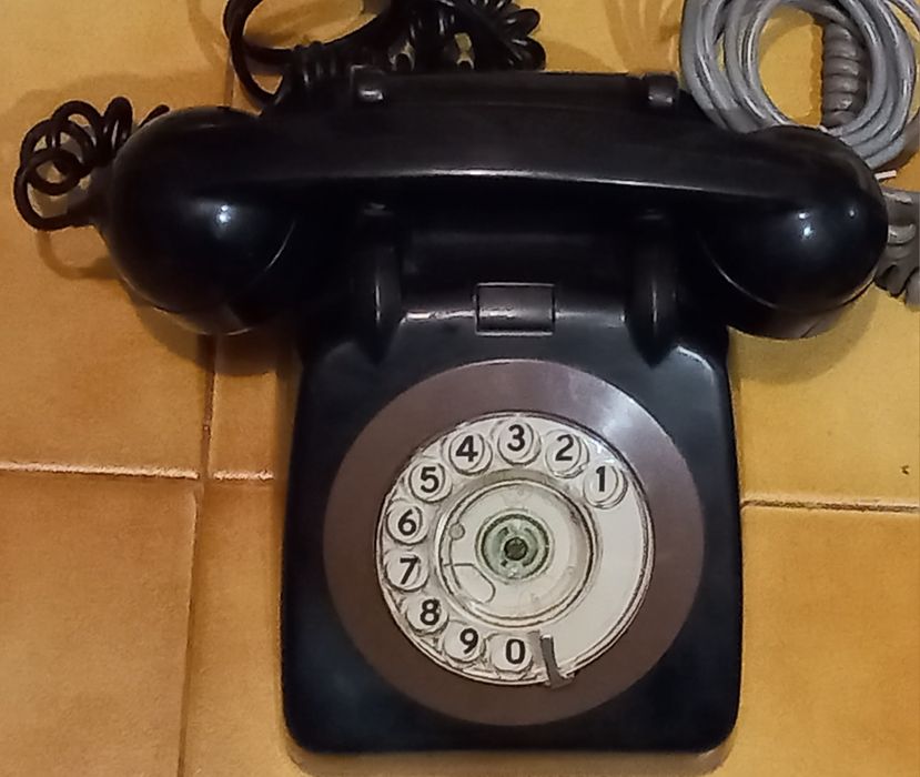 Telefones dos anos 70 e 80