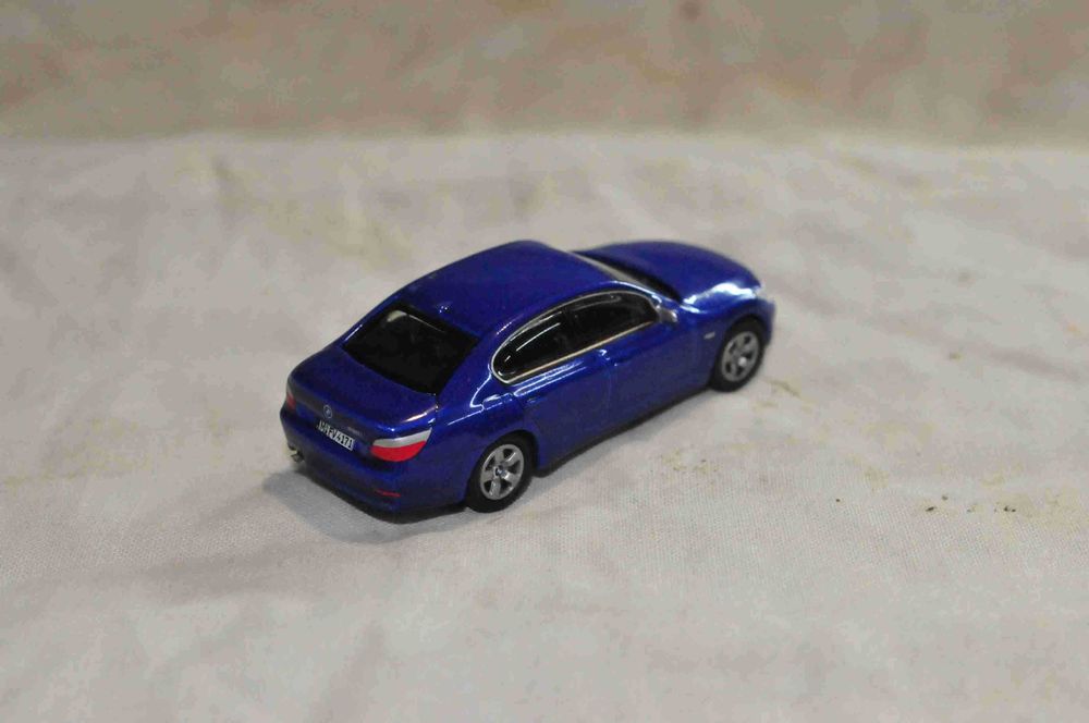 Automóvel BMW 520 (Schucco) HO