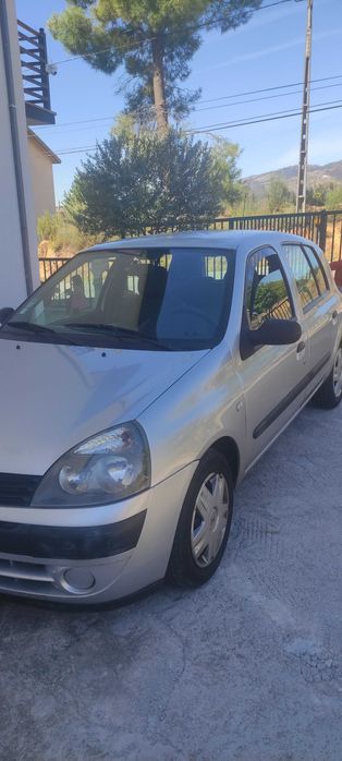 Renault Clio 2005
