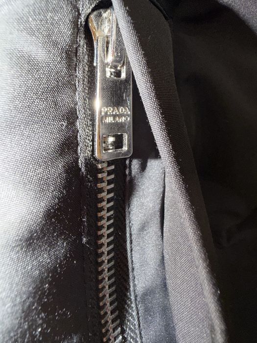 Куртка prada (розмір М)
