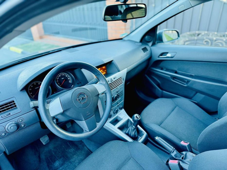 Opel astra h 1,4 2009