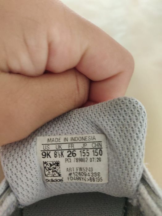 Sapatilhas Adidas Superstar tamanho 26