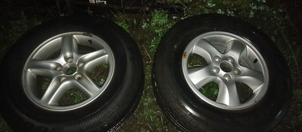 225.75.16 два колеса в сборе