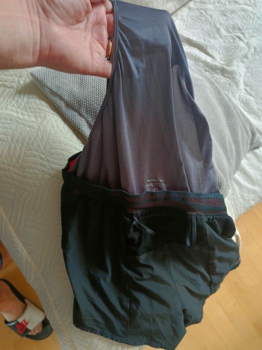 Mizuno profesjonalne krótkie spodenki sportowe do biegania rozmiar S