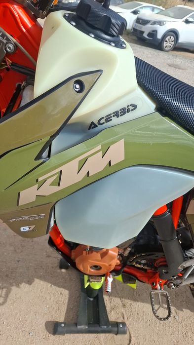 Ktm EXC-F 250 com extras