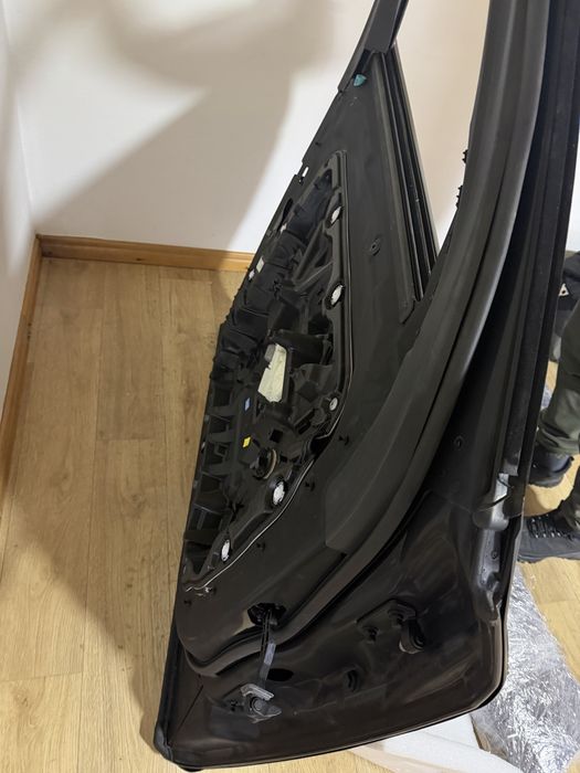 BMW XM крило ліве двері ліві