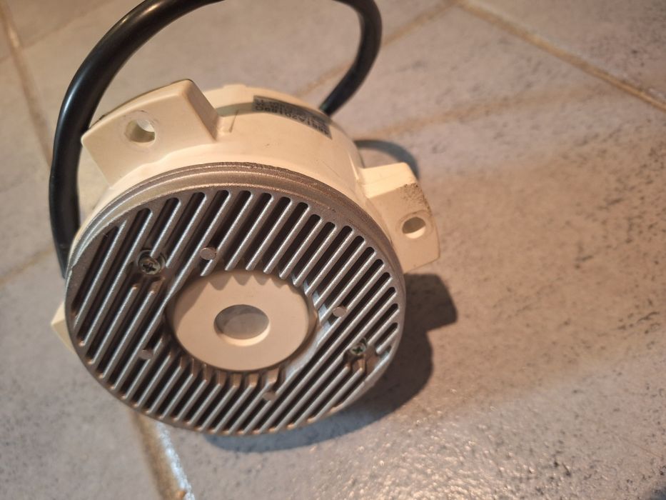 Motor  ventilador kondycionera