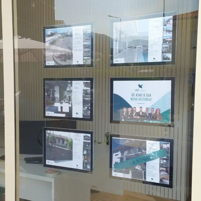 Expositor Iluminado para Imobiliárias / Led Light Box / Backlit