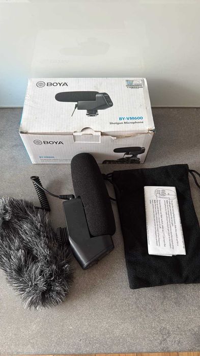 Mikrofon typu shotgun marki BOYA BY-VM600