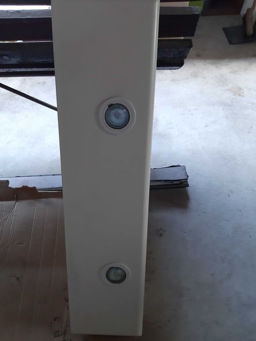 Lampa nad lustro do lazienki