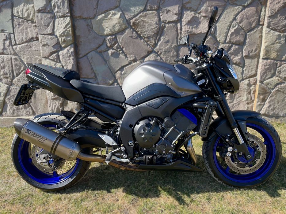 Мотоцикл Yamaha FZ8 Файзер