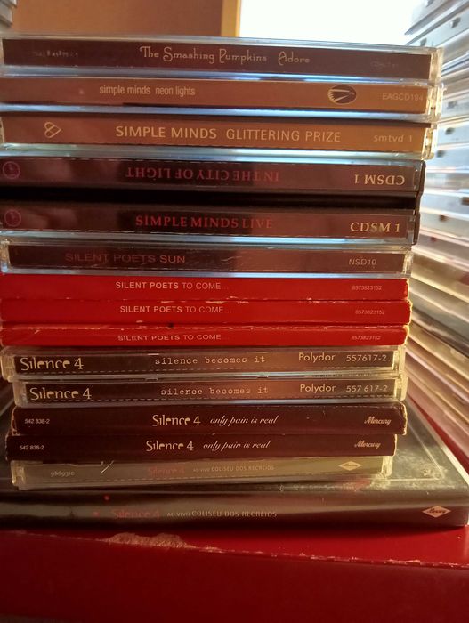 Centenas de CDs de música portuguesa e lusófona (S-Z)