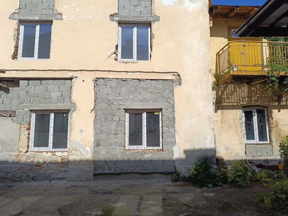 Продаж нежитлового приміщення вул. Пекарська