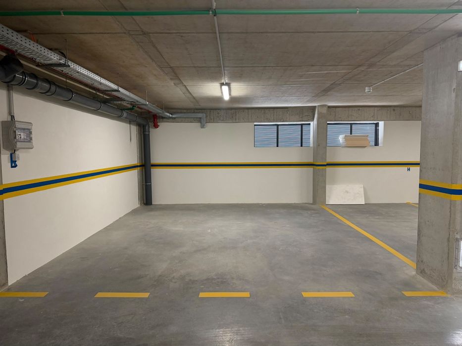 Alugo apartamento