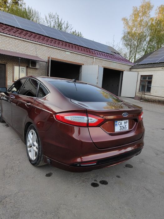 Продам Ford Fusion 2015 рік 2.5 GBO