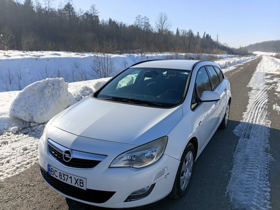 Продам Опель Астра 2011р.