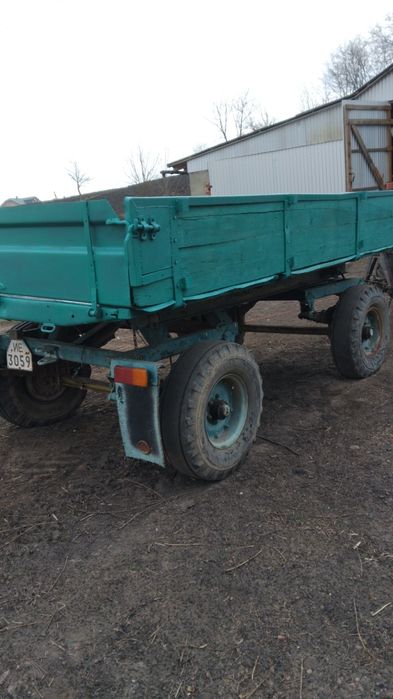 Продам прицеп 2 птс 4