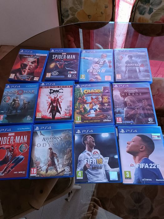 Ps4 + comando + jogos
