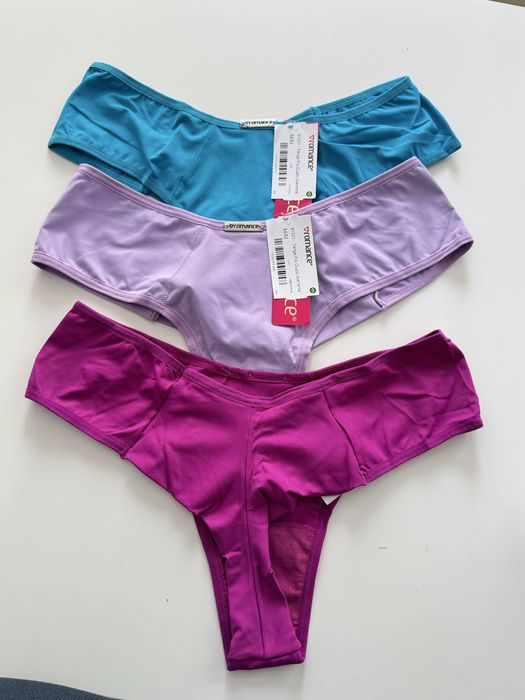 Cuecas romance de fio duplo, tamanho M, 7€ cada