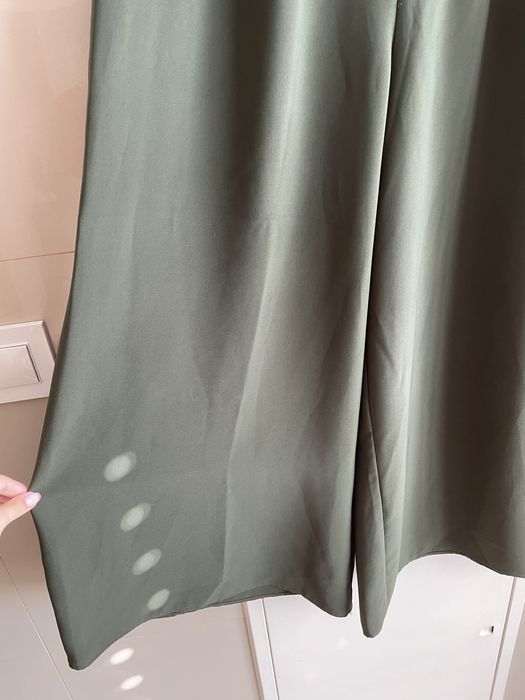 Calças largas Mango