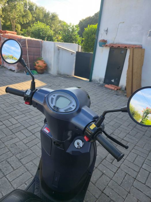 Vendo SCOOOTER Sym 50 4 Tempos