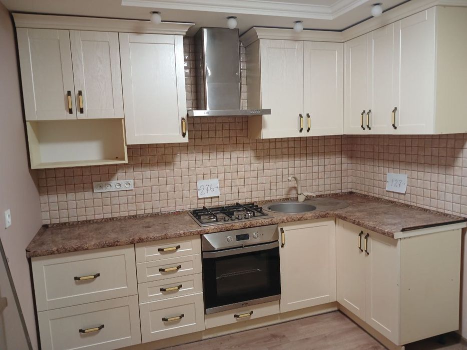 Кухня і техніка в ідеальному стані.