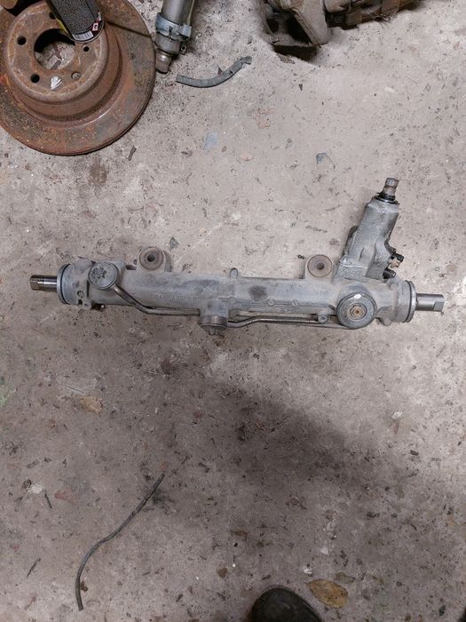 Рульова рейка мерседес w203 c180 c220 c270 перевірена